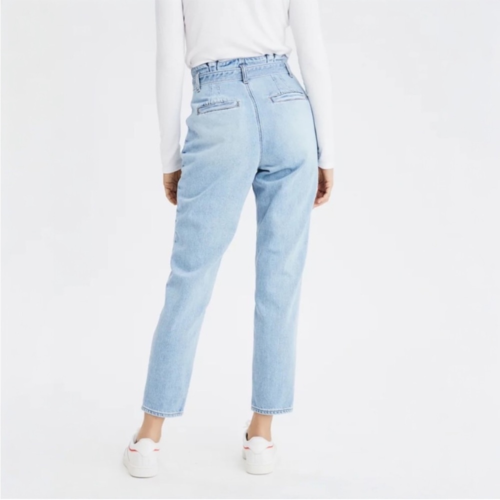 American Eagle Outfitters jeans - light blue “Highest rise mom jeans” w/belt - Picture 2 of 12